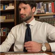 Laureato in Giurisprudenza e regolarmente iscritto in graduatoria offre lezioni di Diritto per studenti universitari e non